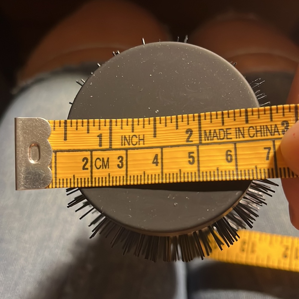 Avon thermal styling round bristle brush - Picture 6 of 6